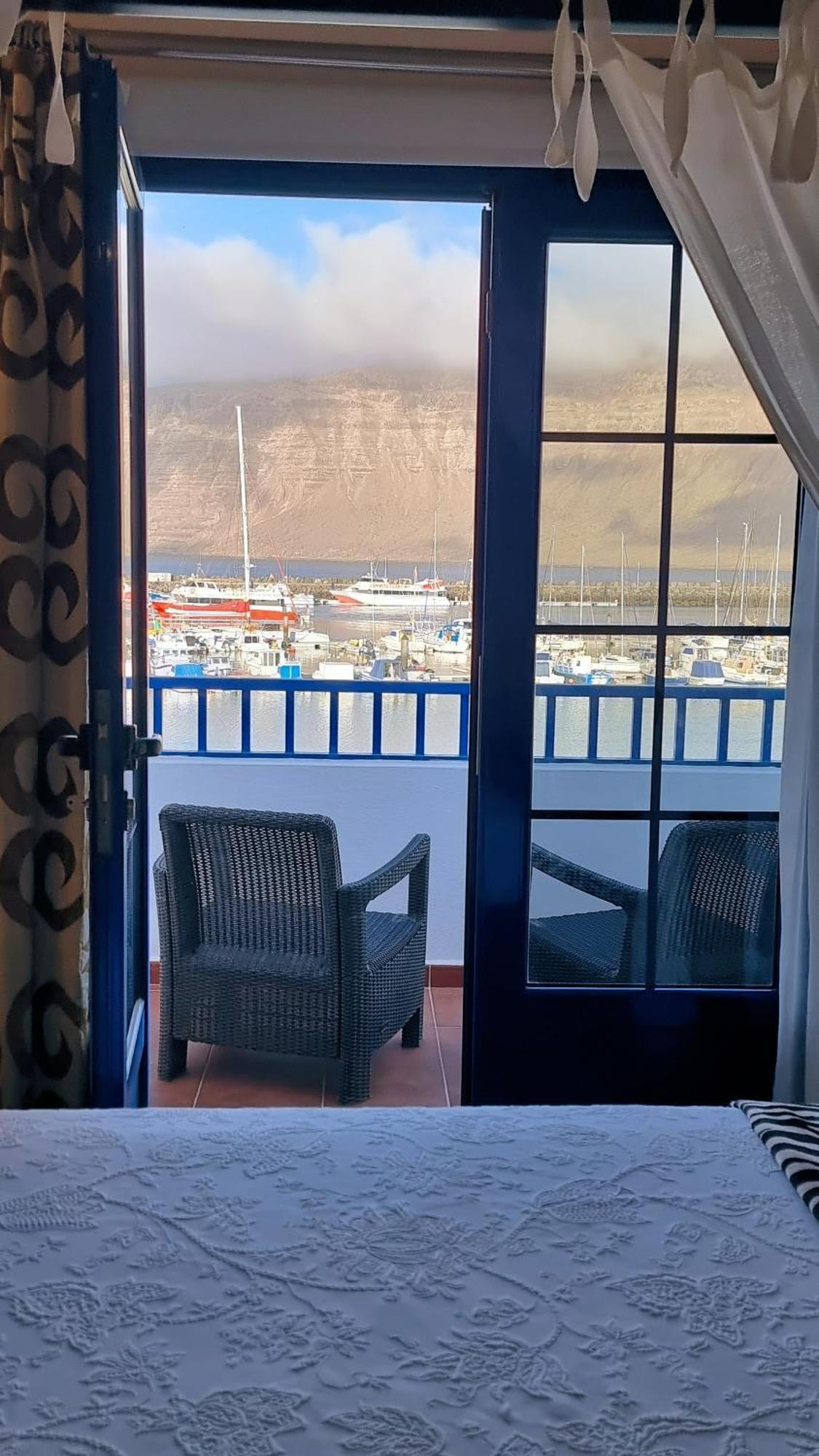 Evita Beach Suites Exclusivas Caleta de Sebo Bagian luar foto