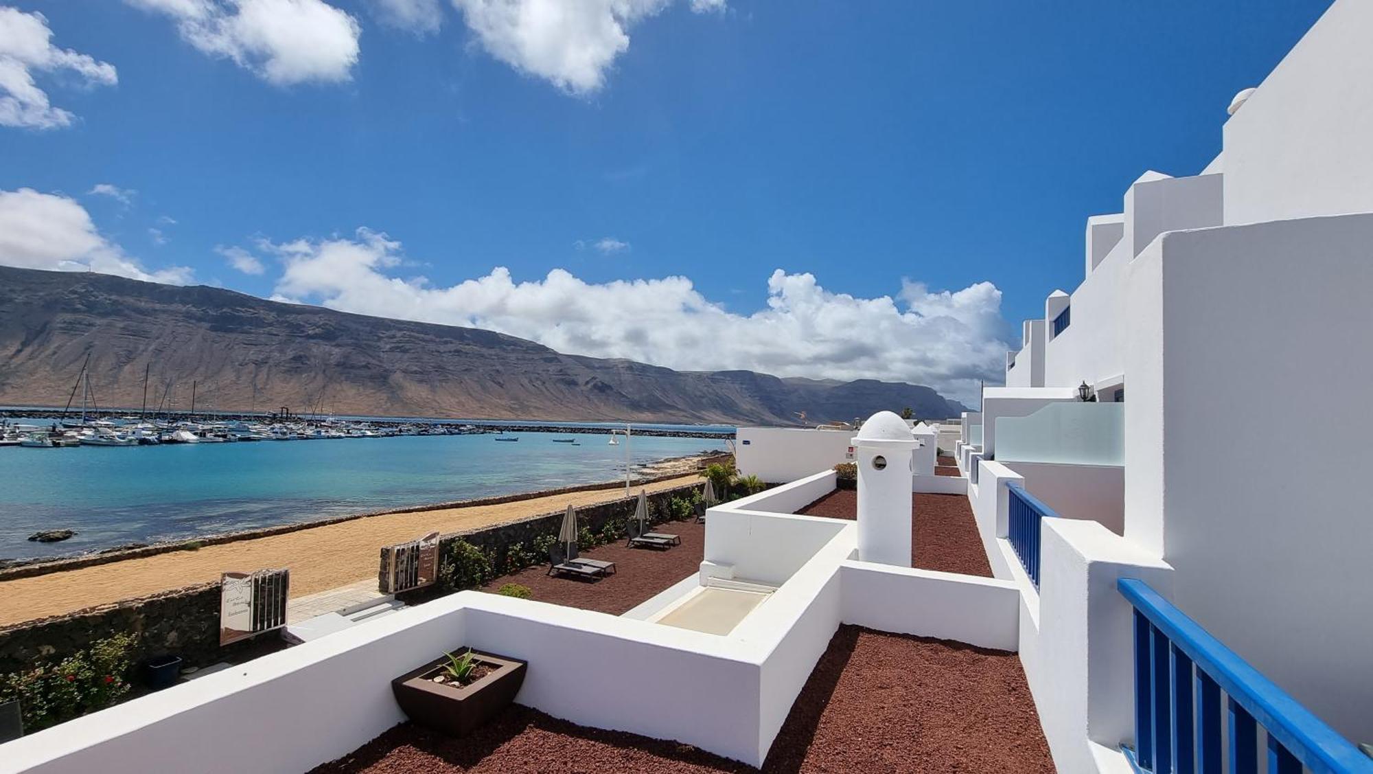 Evita Beach Suites Exclusivas Caleta de Sebo Bagian luar foto